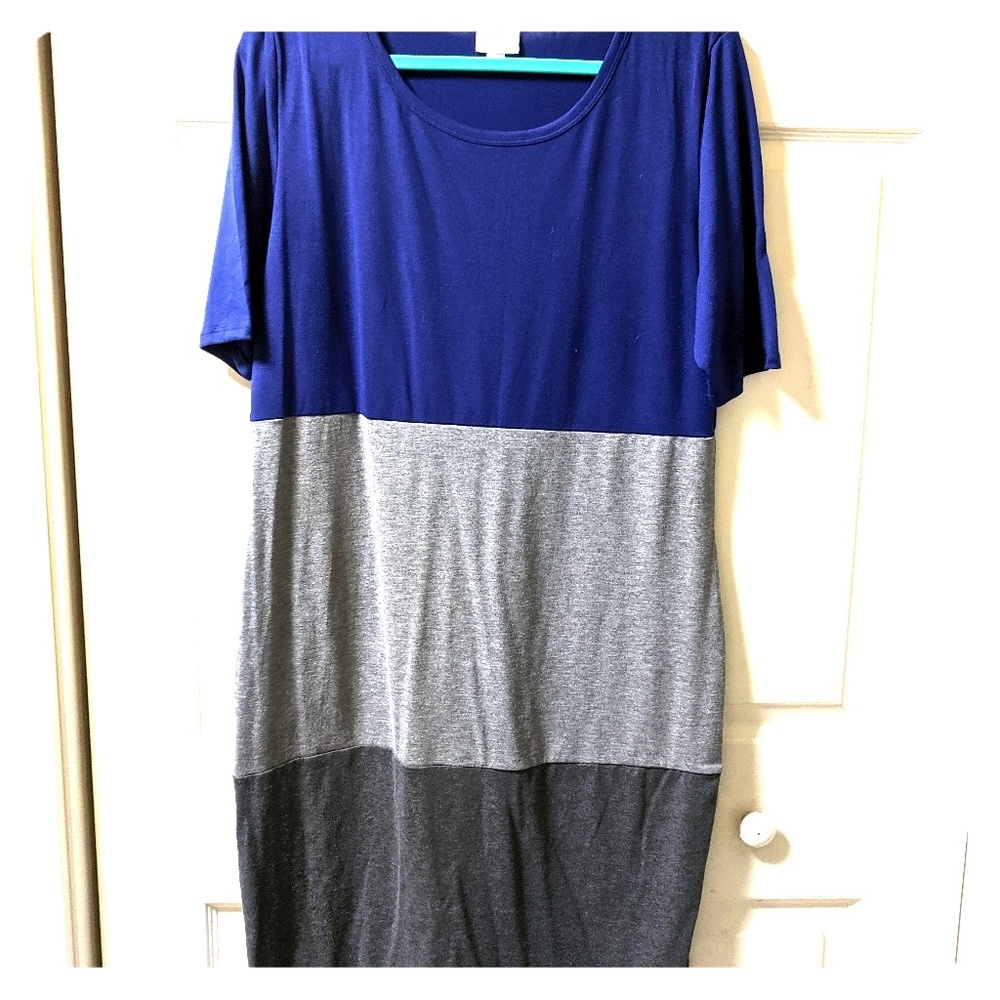 LuLaRoe Julia - Picture 1 of 1
